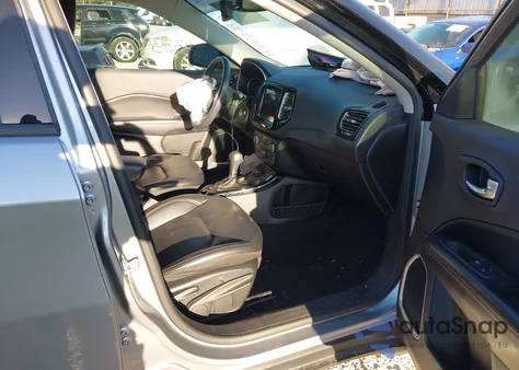 2020 Jeep Compass Limited 4X4 z USA, uszkodzony, nr VIN 3C4NJDCB3LT228069